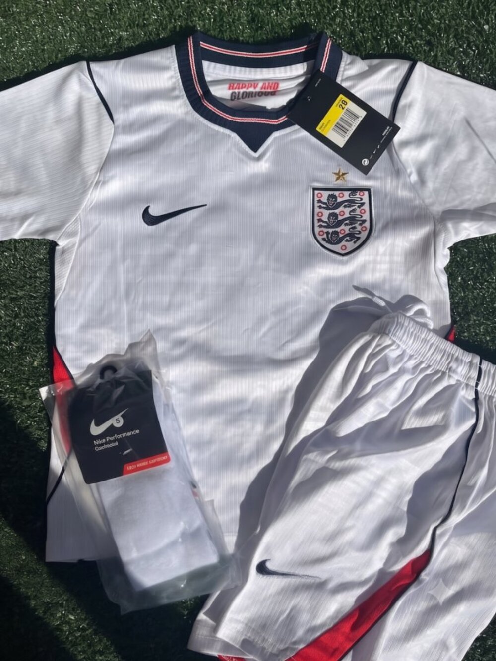 Kids England Home Jersey 2026 - Nike World Cup - Fan Shirt. New With Tags